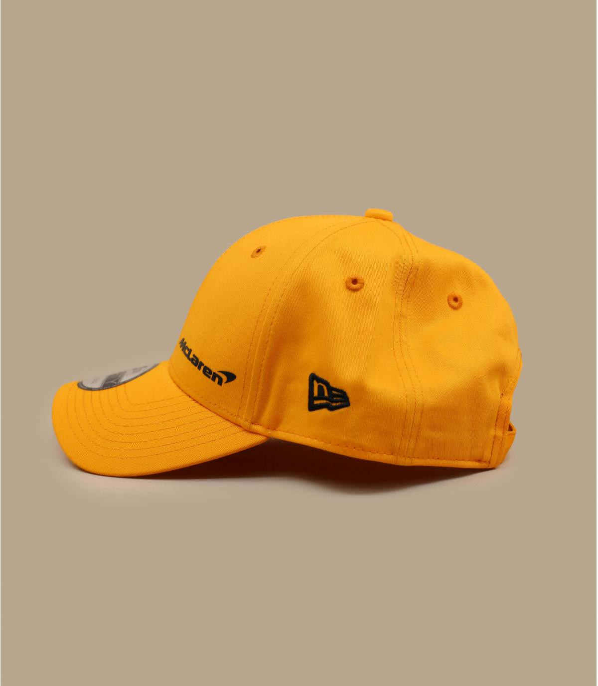 gorra McLaren amarillo